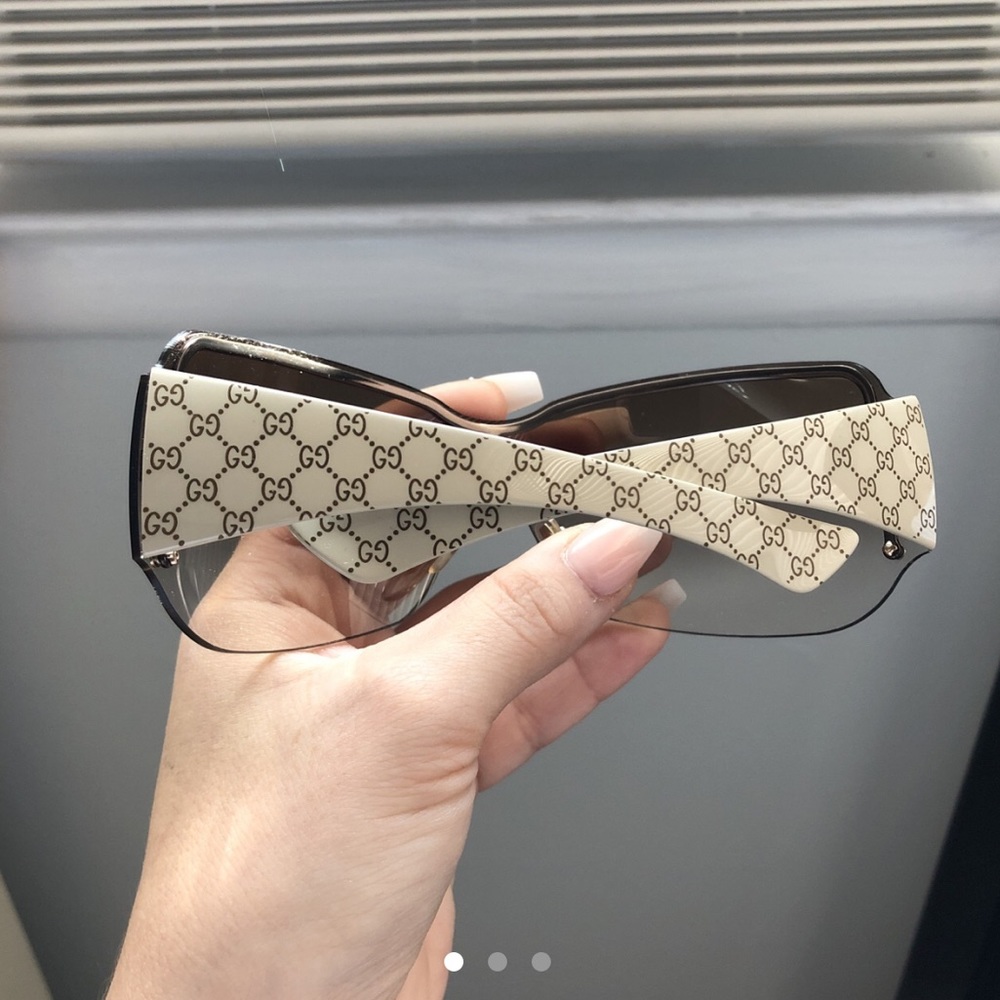 Gucci AUTHENTIC Shield G’s Logo Sunglasses